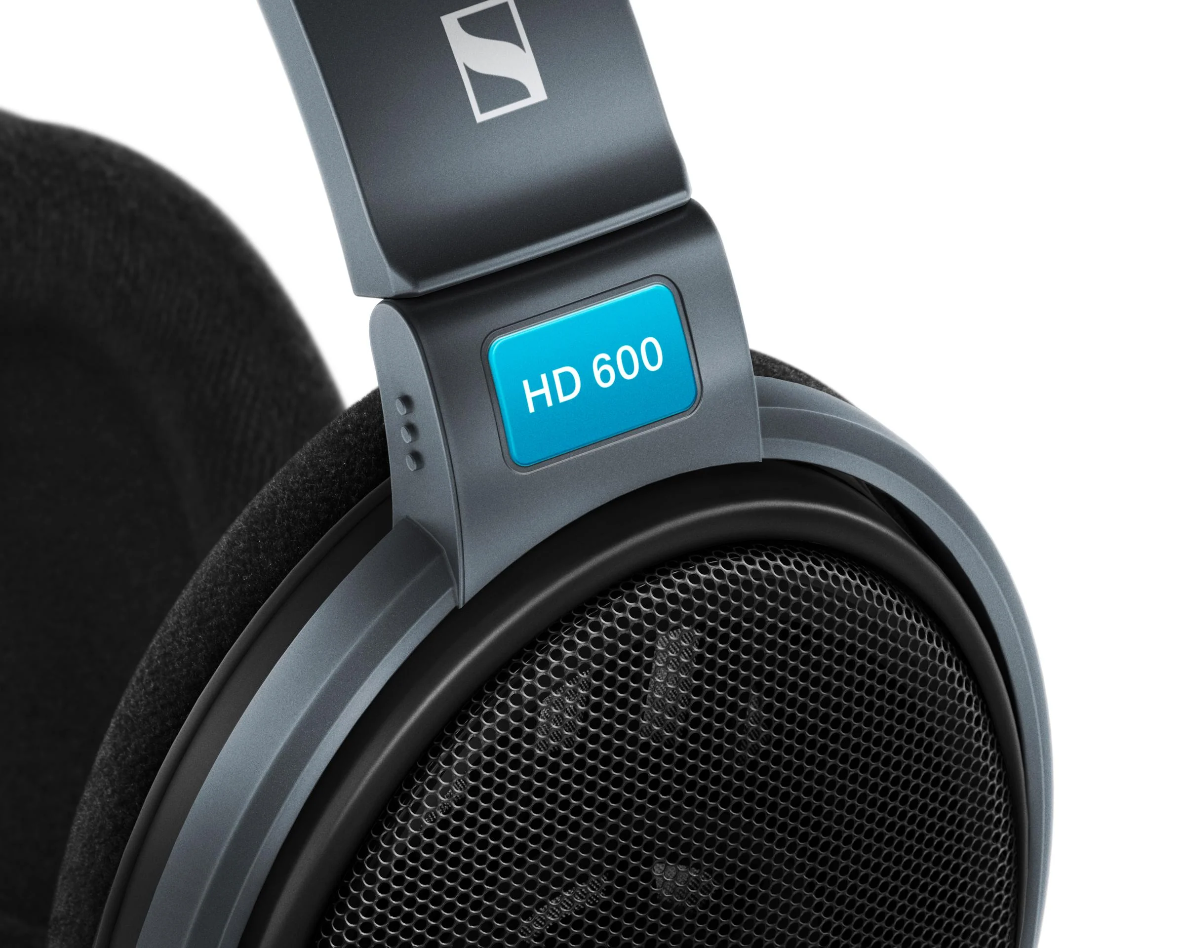 HD 600