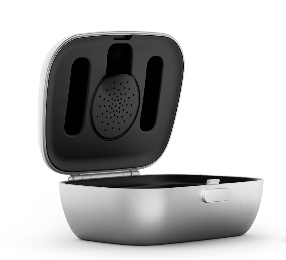 214-all-day-clear-charging-case-1.webp All Day Clear Charging Case