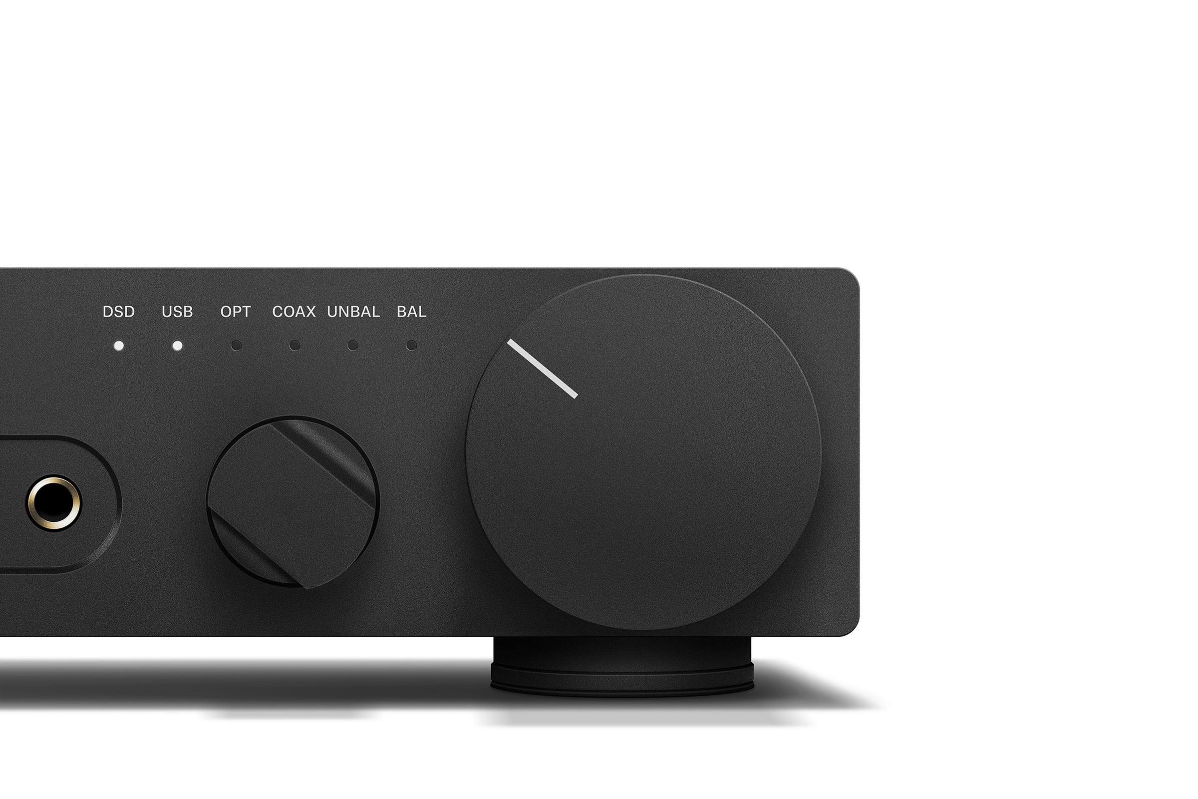 HDV 820 Amplifier