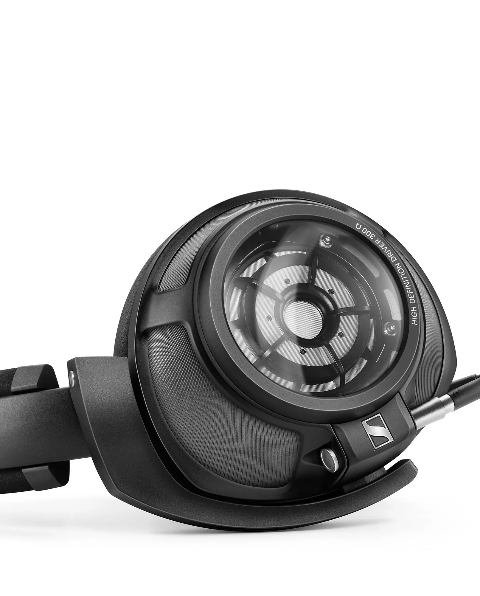 HD 820 Refurbished