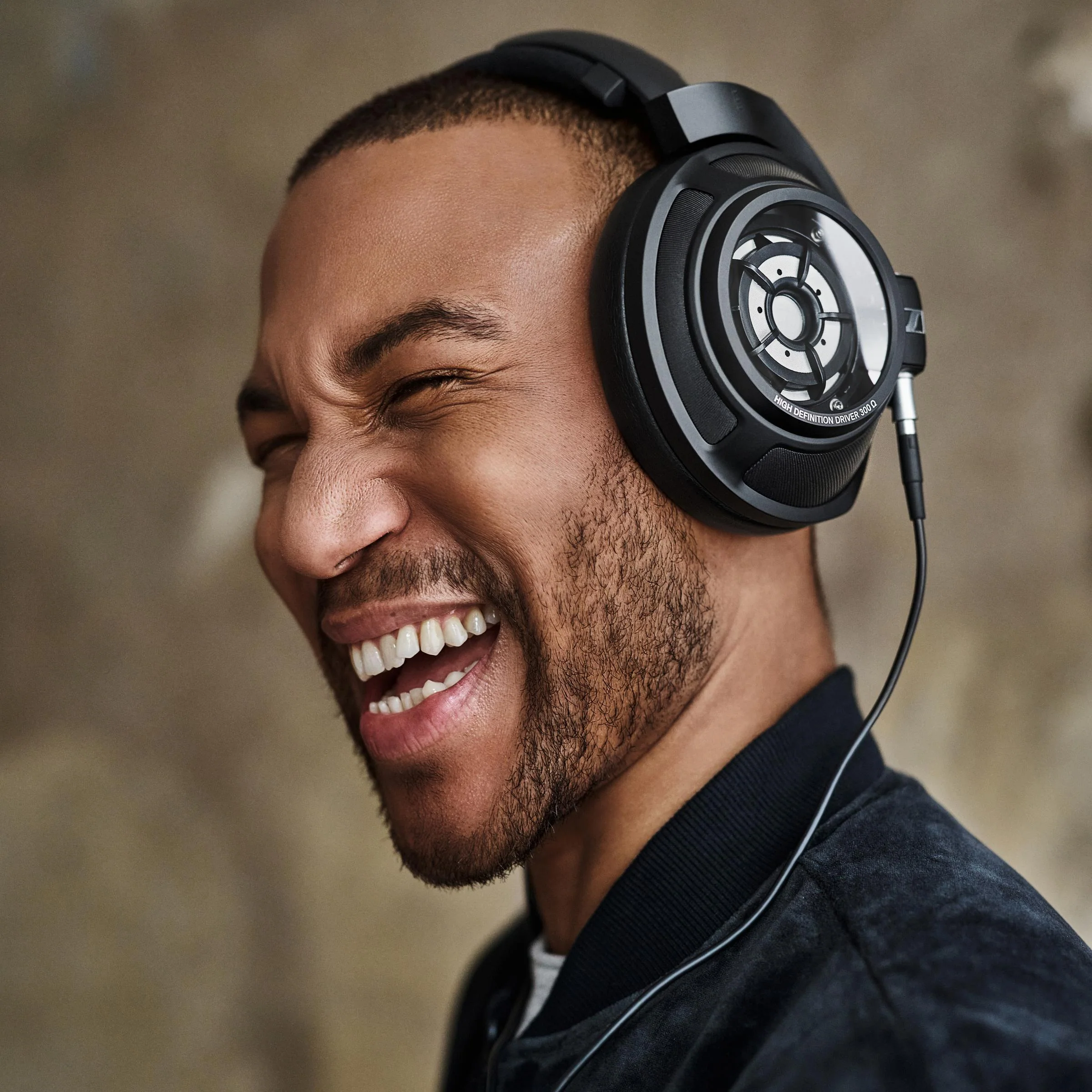 HD 820 Refurbished